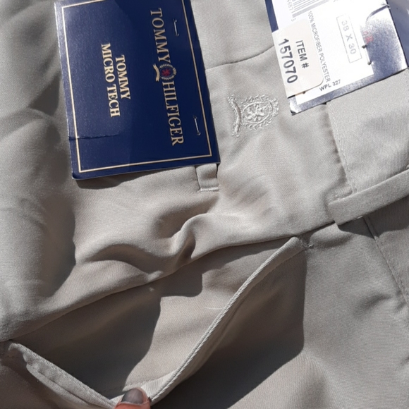 Tommy Hilfiger 38x30 Traveler Micro Tech Tan Pants - Picture 16 of 16